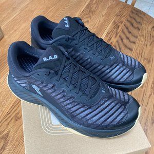 R.A.D. R-1 Black Gum Size M12 / W13.5